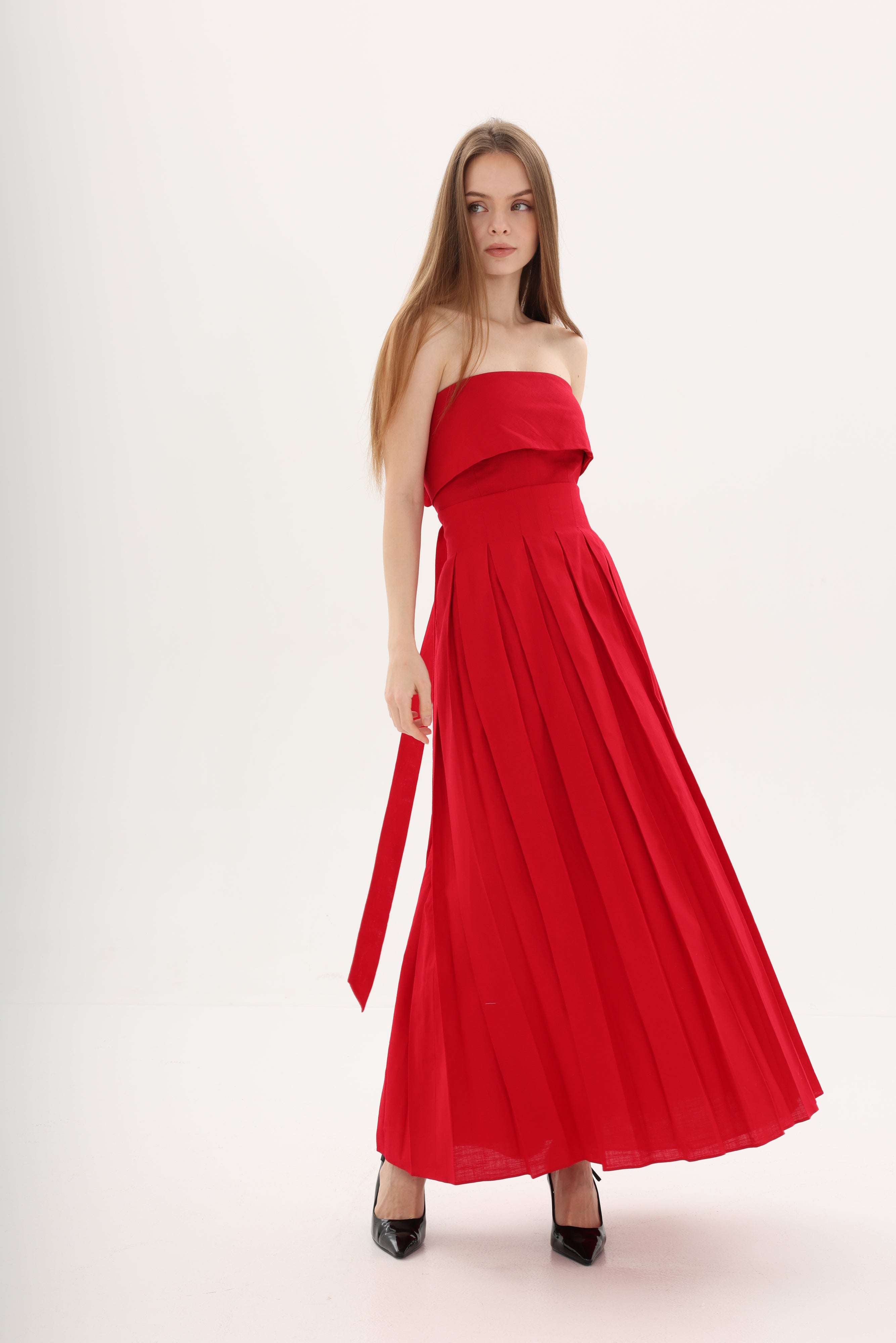 04 Pleated Midi Dress